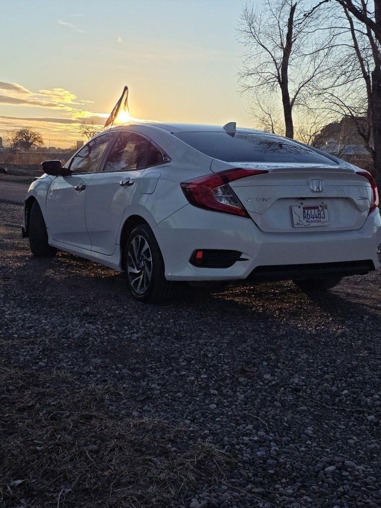 Honda Civic Touring Sedan CVT 2016