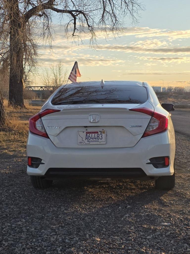 Honda Civic Touring Sedan CVT 2016