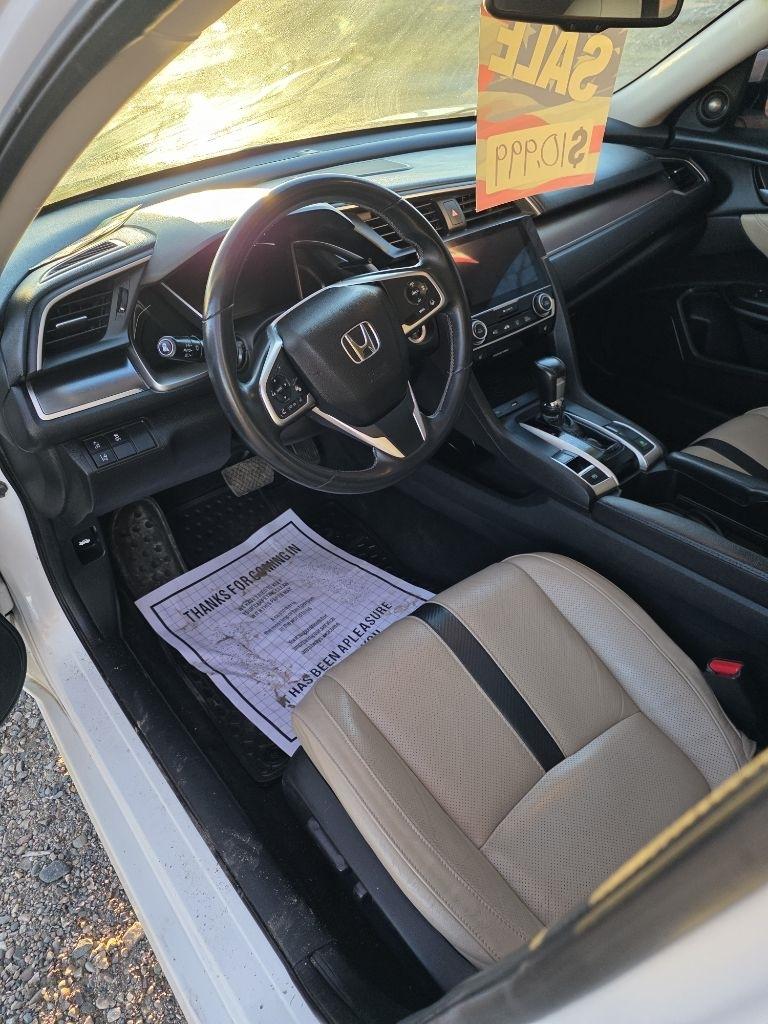 Honda Civic Touring Sedan CVT 2016