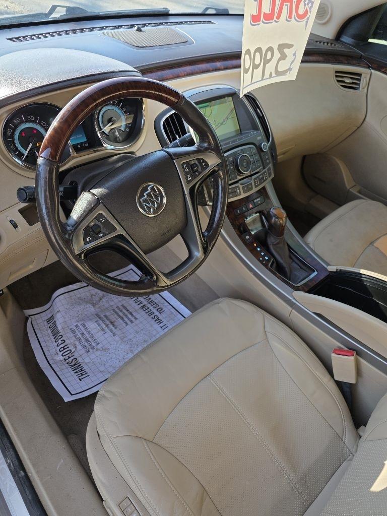Buick LaCrosse Premium Package 3, w/Leather 2012