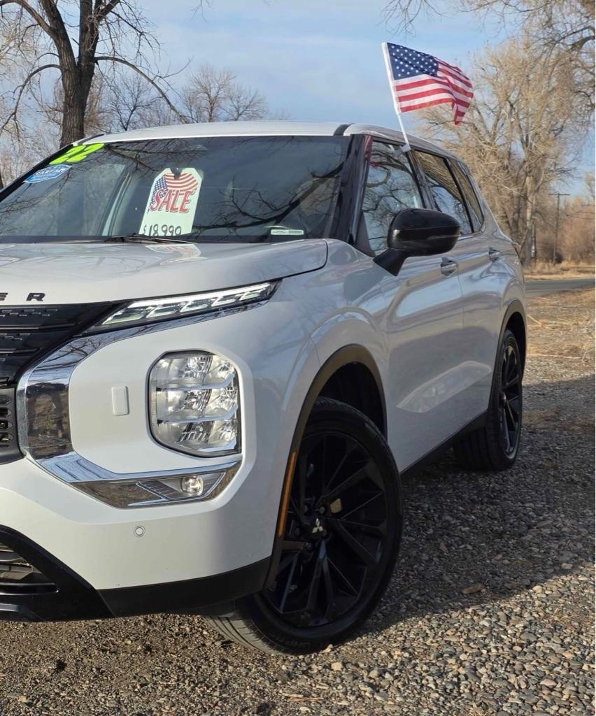 Mitsubishi Outlander SE 4WD 2022