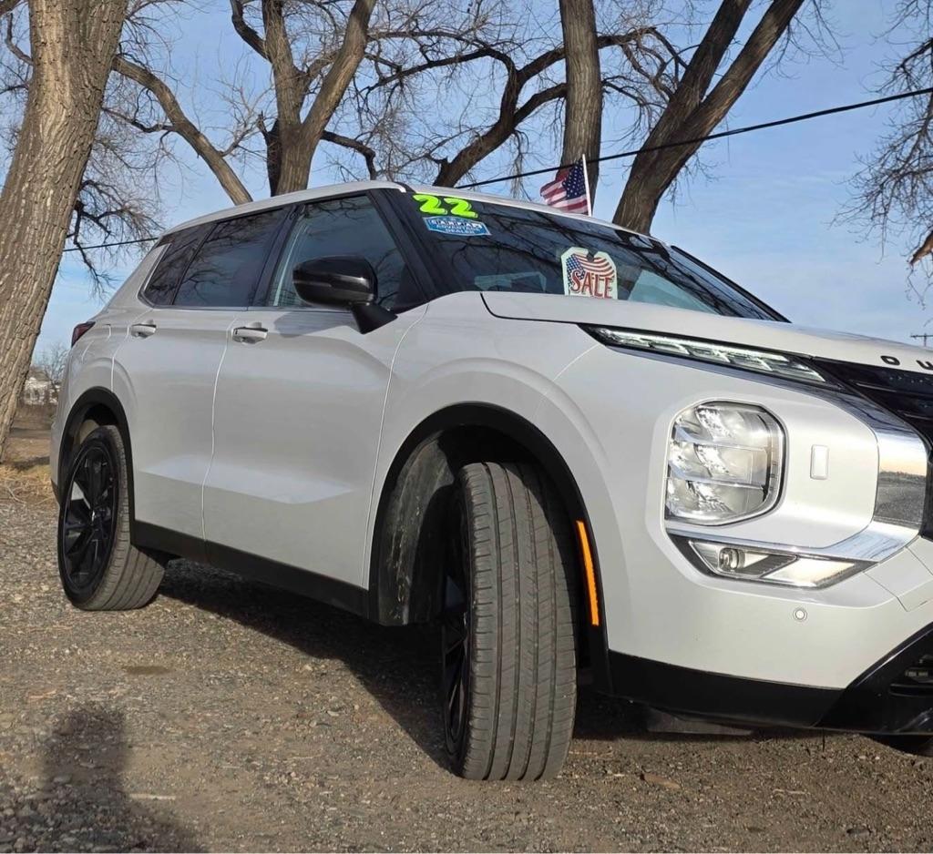 Mitsubishi Outlander SE 4WD 2022