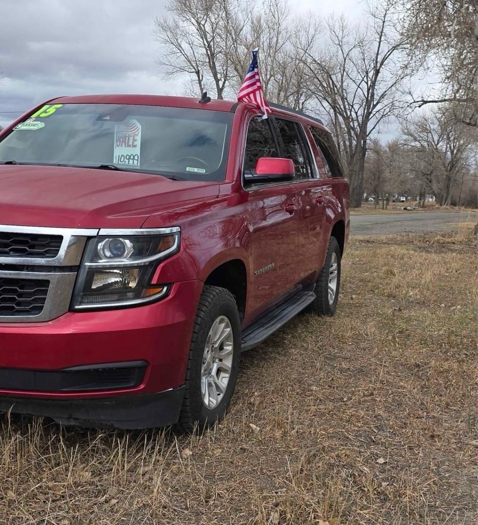 Chevrolet Suburban LT 1500 4WD 2015