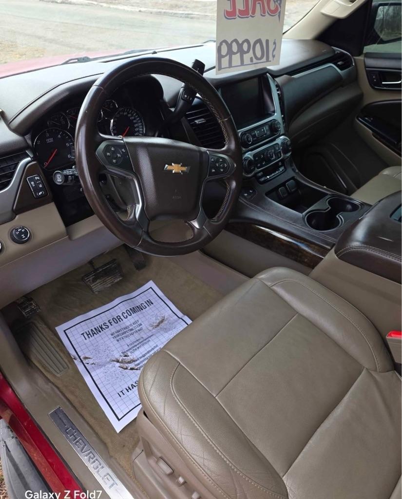 Chevrolet Suburban LT 1500 4WD 2015