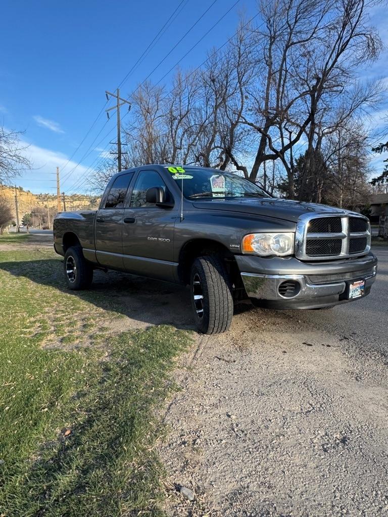 Dodge Ram 1500 ST Quad Cab Long Bed 4WD 2005