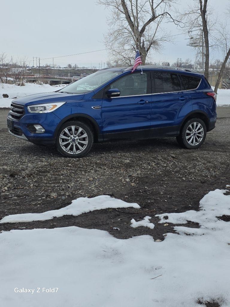 Ford Escape Titanium 4WD 2017