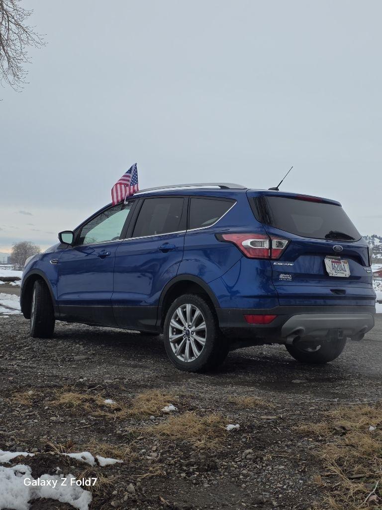 Ford Escape Titanium 4WD 2017