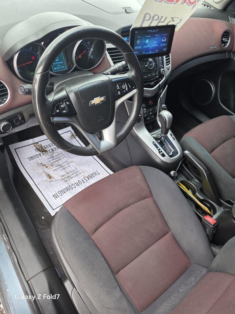 Chevrolet Cruze 1LT 2012