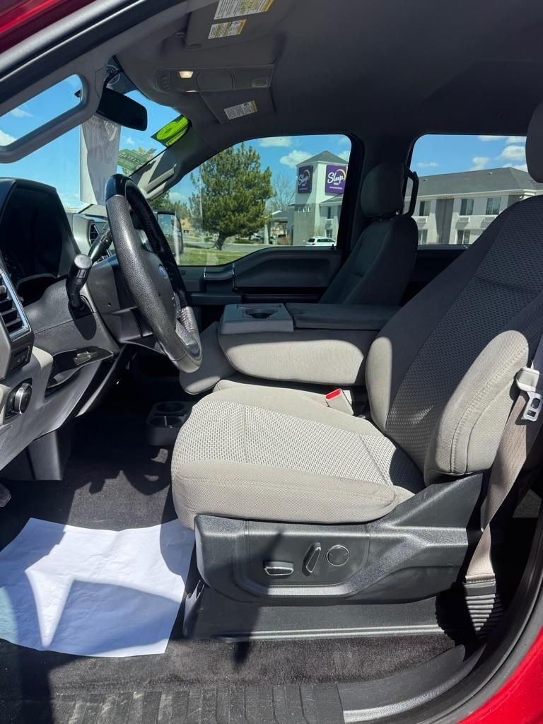 Ford F-150 XL SuperCrew 5.5-ft. Bed 4WD 2016