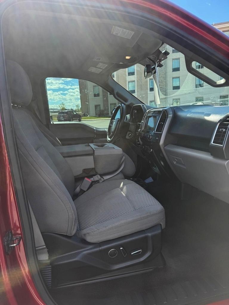 Ford F-150 XL SuperCrew 5.5-ft. Bed 4WD 2016