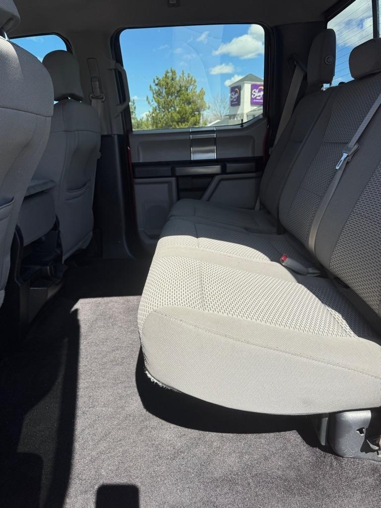 Ford F-150 XL SuperCrew 5.5-ft. Bed 4WD 2016