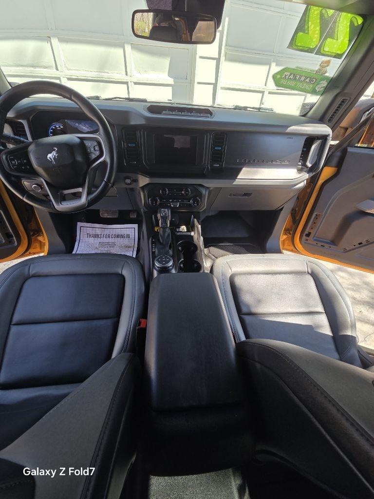 Ford Bronco Base 4-Door w/Advanced 2022