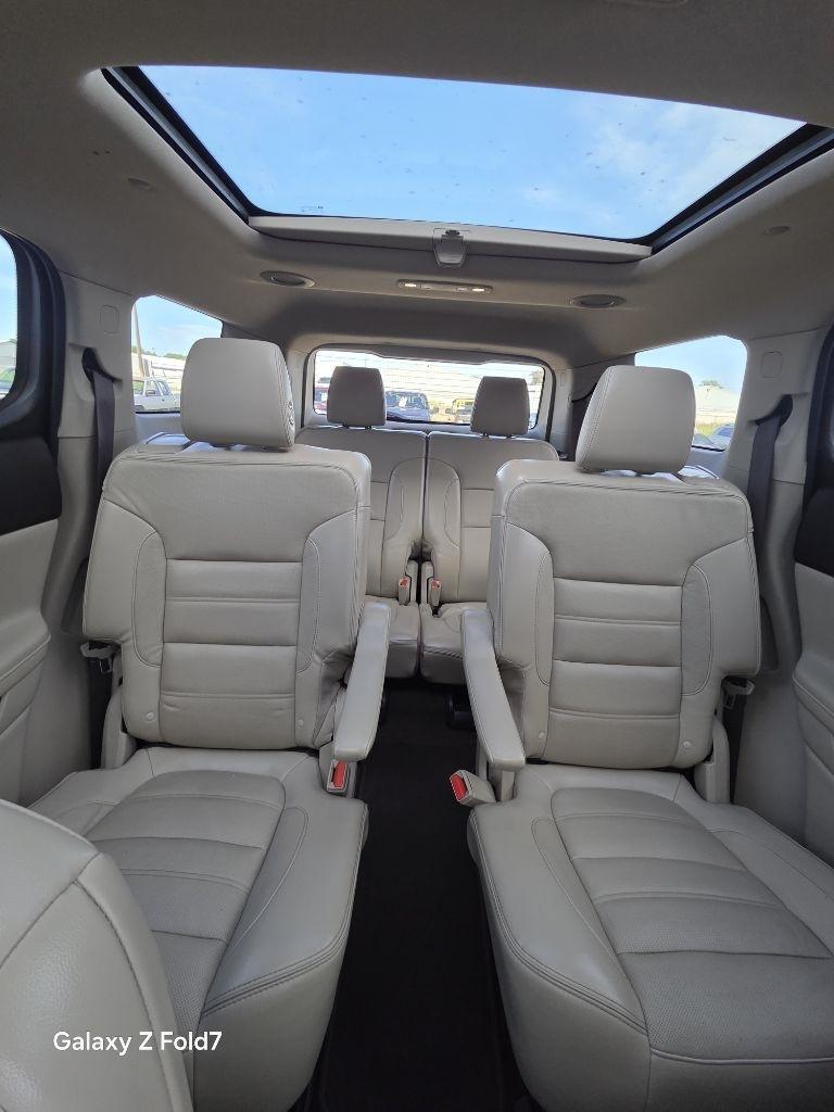 GMC Acadia Denali AWD 2017