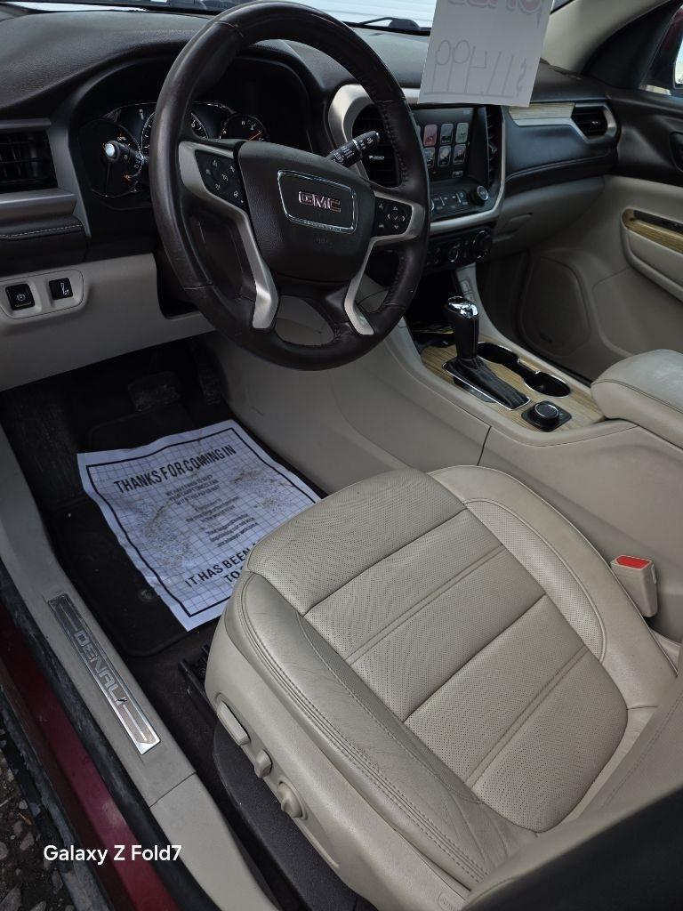 GMC Acadia Denali AWD 2017