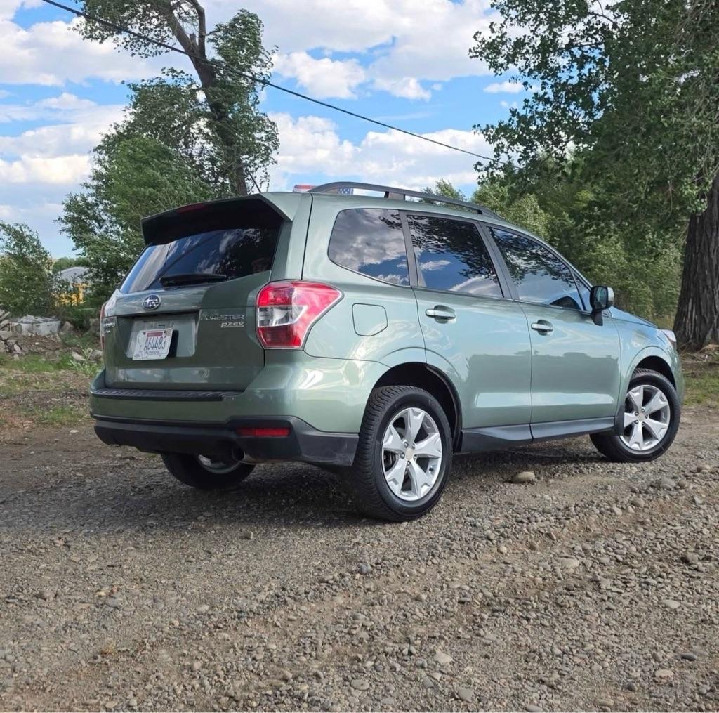 Subaru Forester 2.5i Touring 2015