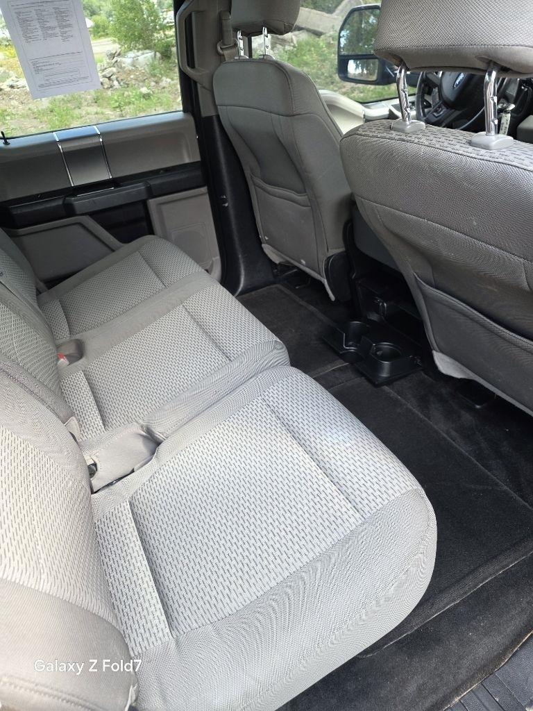 Ford F-150 XL SuperCrew 5.5-ft. Bed 4WD 2015