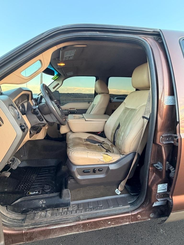Ford F-350 SD King Ranch Crew Cab 4WD 2011