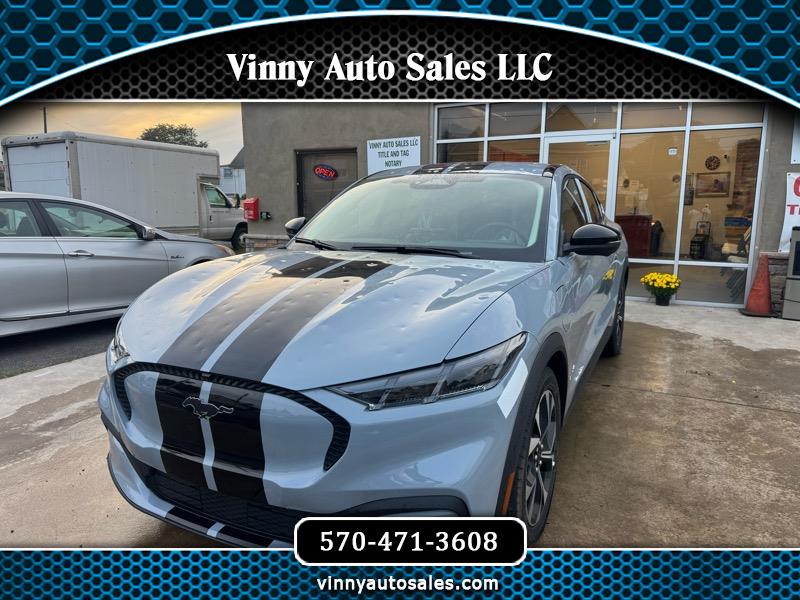 2025 Ford Mustang Mach-E SELECT