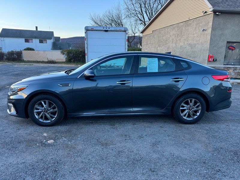 2020 Kia Optima LX SE photo 2