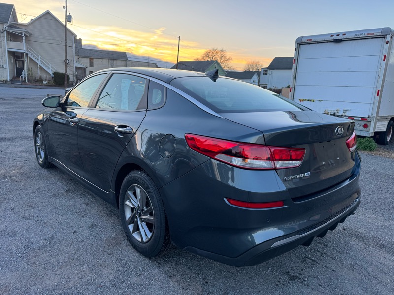 2020 Kia Optima LX SE photo 3