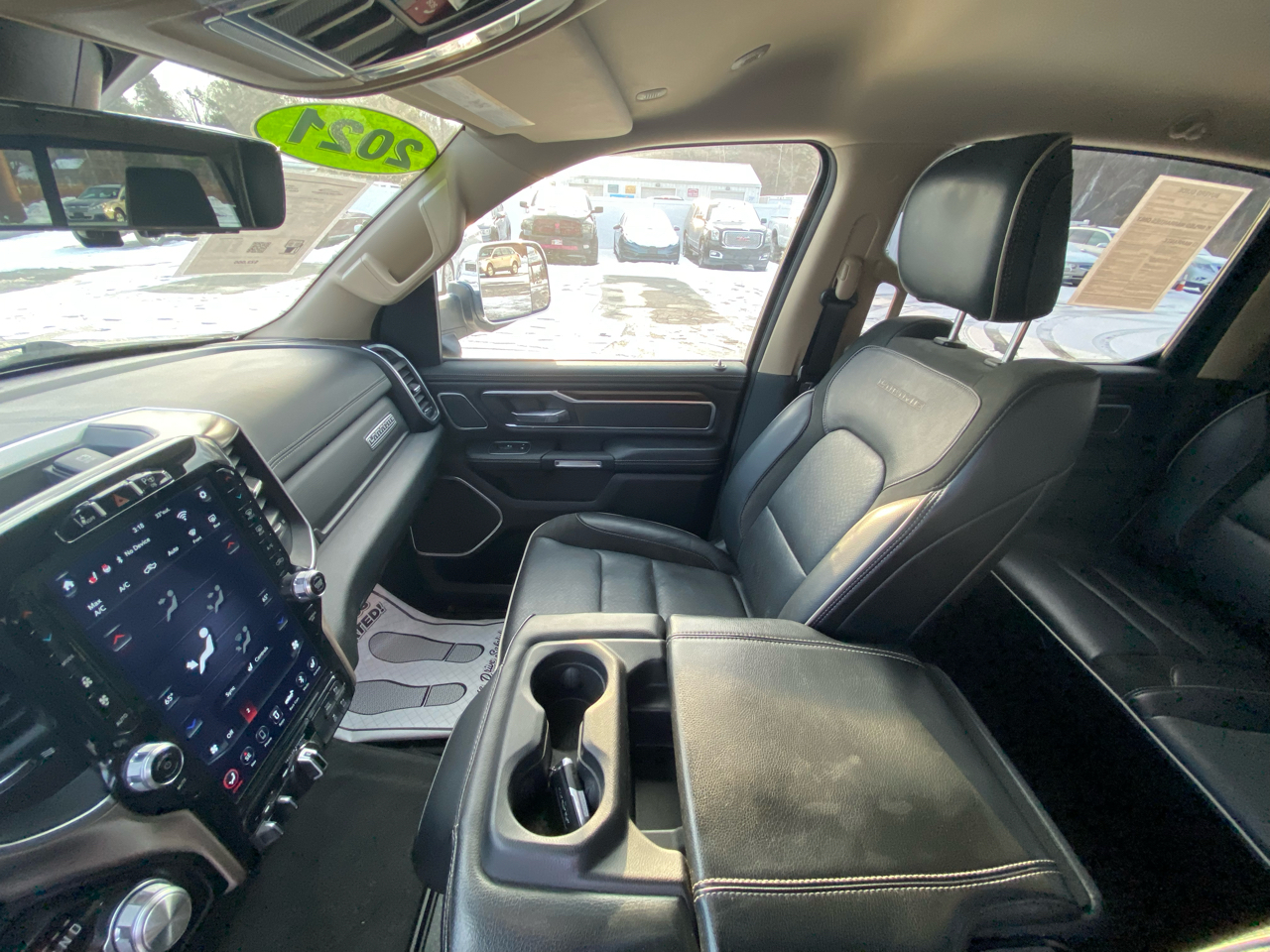 RAM 1500 Laramie Crew Cab SWB 4WD 2021