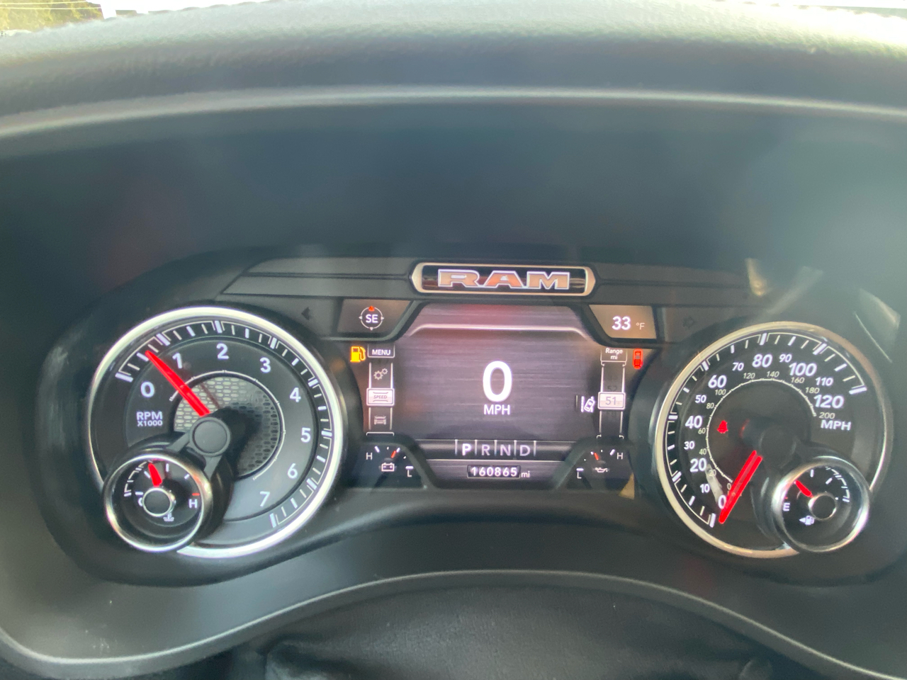 RAM 1500 Laramie Crew Cab SWB 4WD 2021