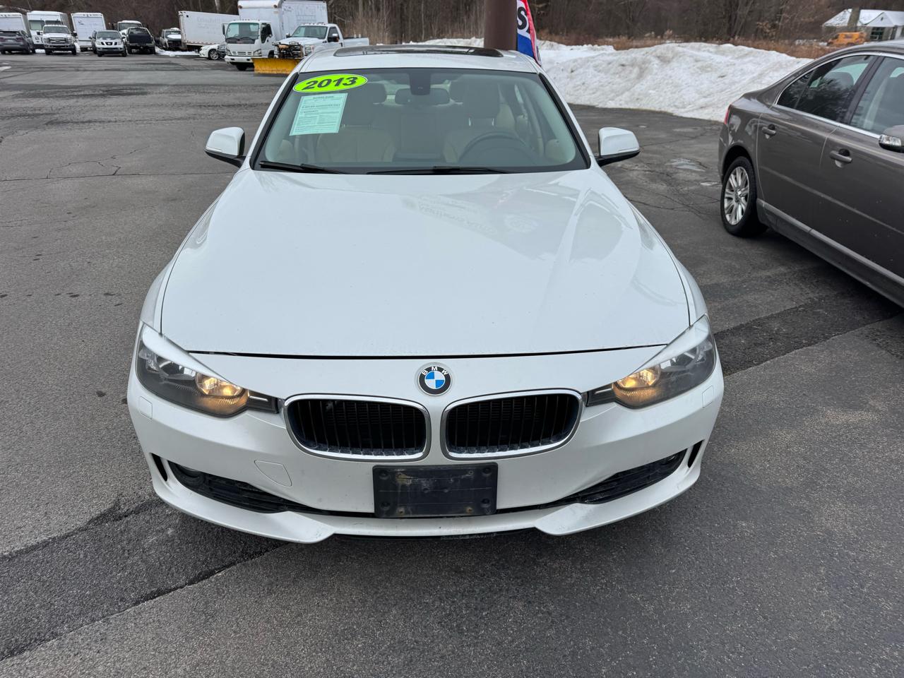 BMW 3-Series 328i xDrive Sedan 2013