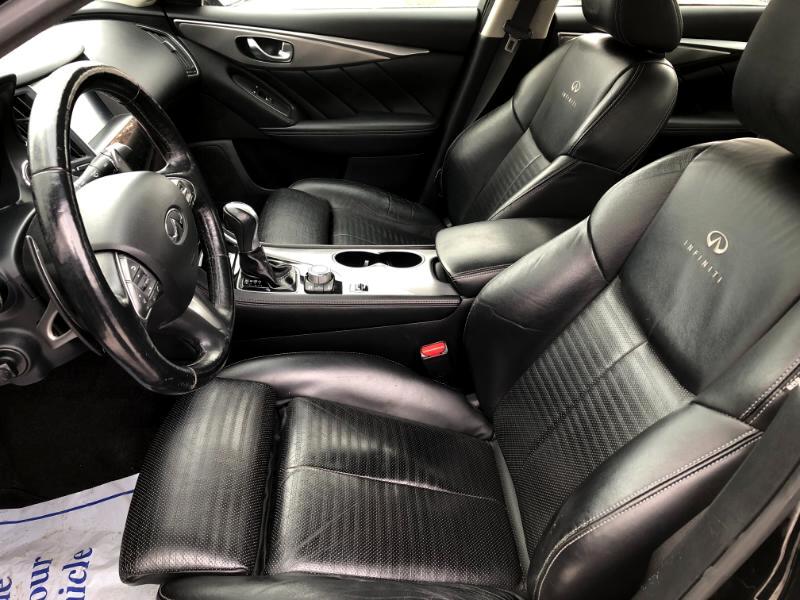 Infiniti Q50 Hybrid Premium AWD 2014