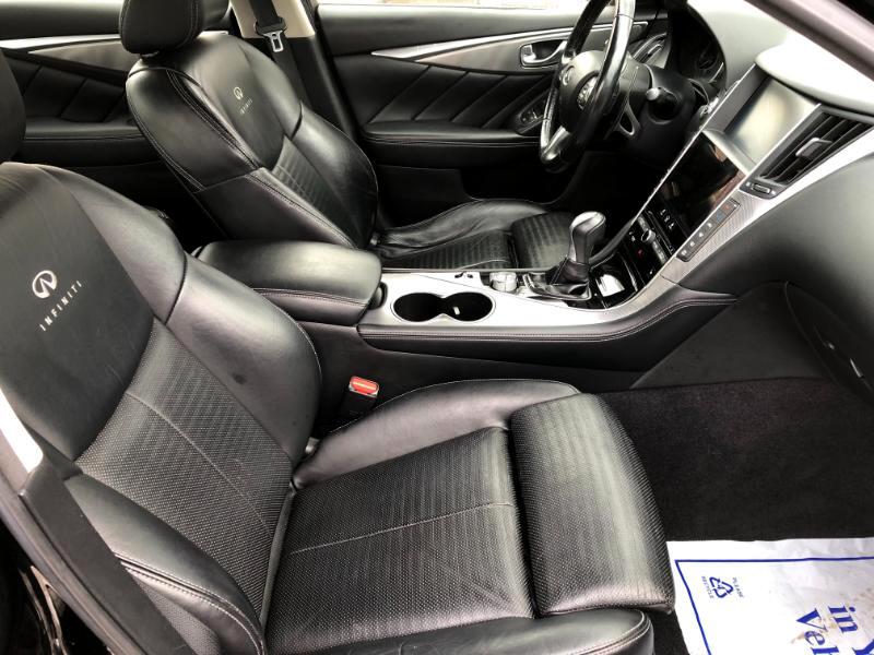 Infiniti Q50 Hybrid Premium AWD 2014