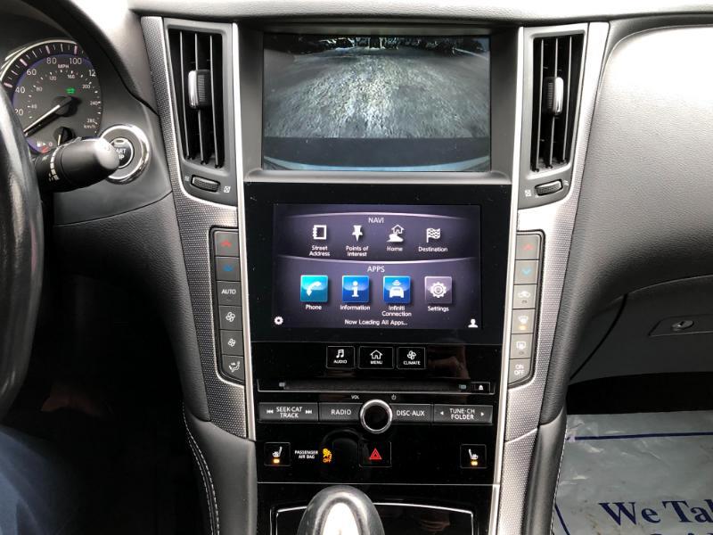 Infiniti Q50 Hybrid Premium AWD 2014