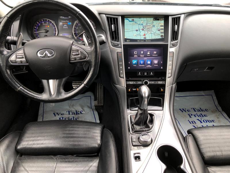 Infiniti Q50 Hybrid Premium AWD 2014