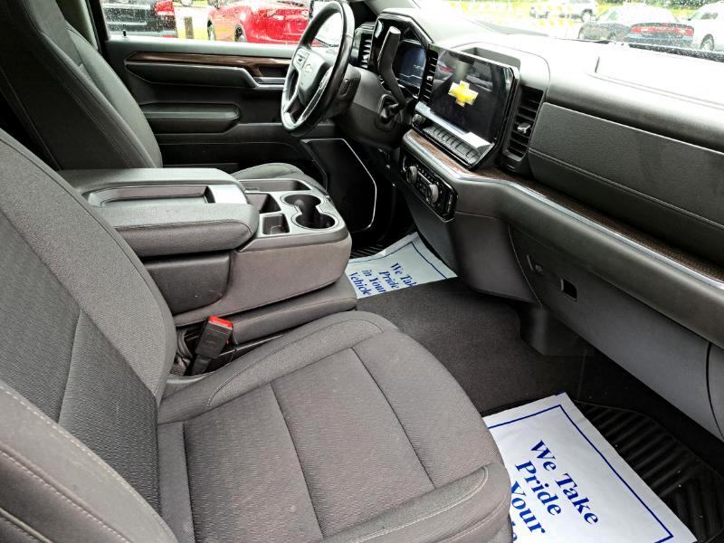 Chevrolet Silverado 1500 LT-L Crew Cab 4WD 2023