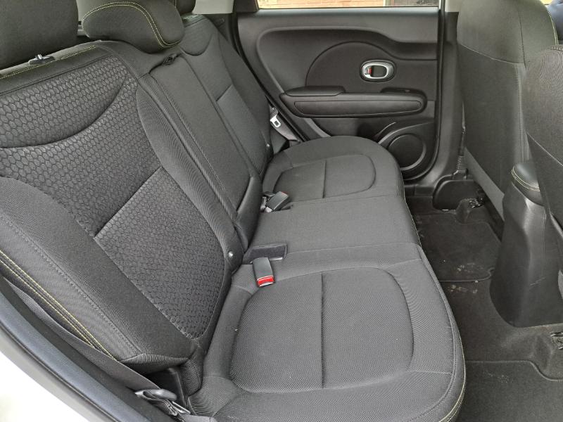 Kia Soul + w/Signature 2.0 Special Edition 2016