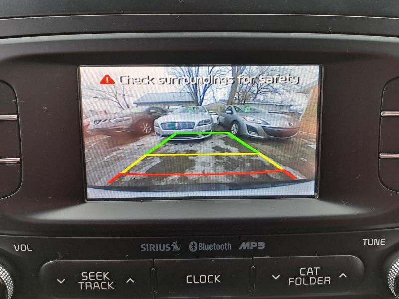 Kia Soul + w/Signature 2.0 Special Edition 2016