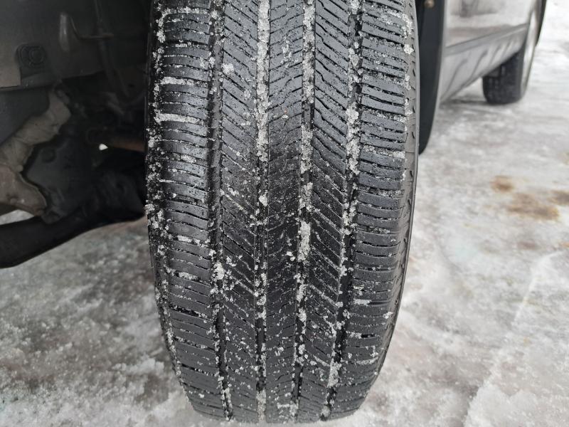 Honda CR-V LX 4WD 5-Speed AT 2011