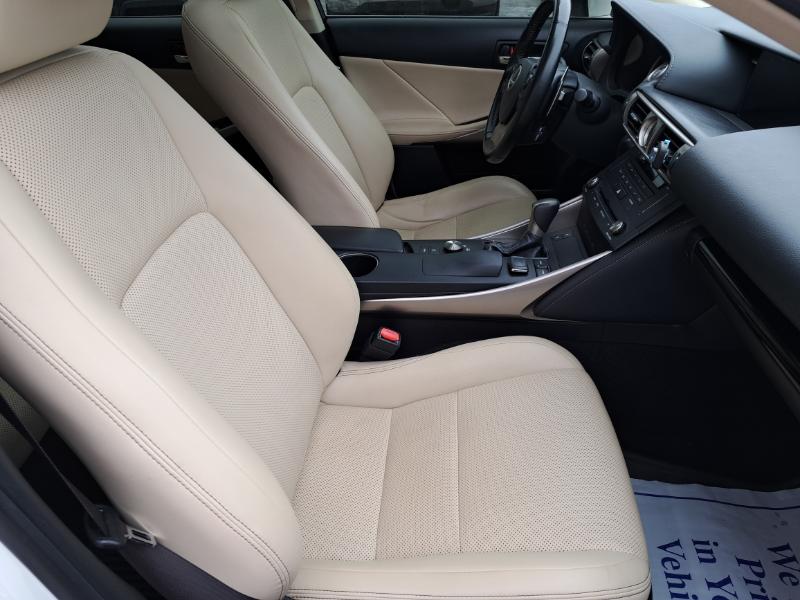 Lexus IS 250 AWD 2015