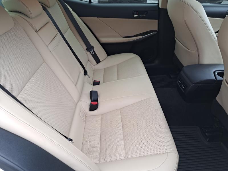 Lexus IS 250 AWD 2015