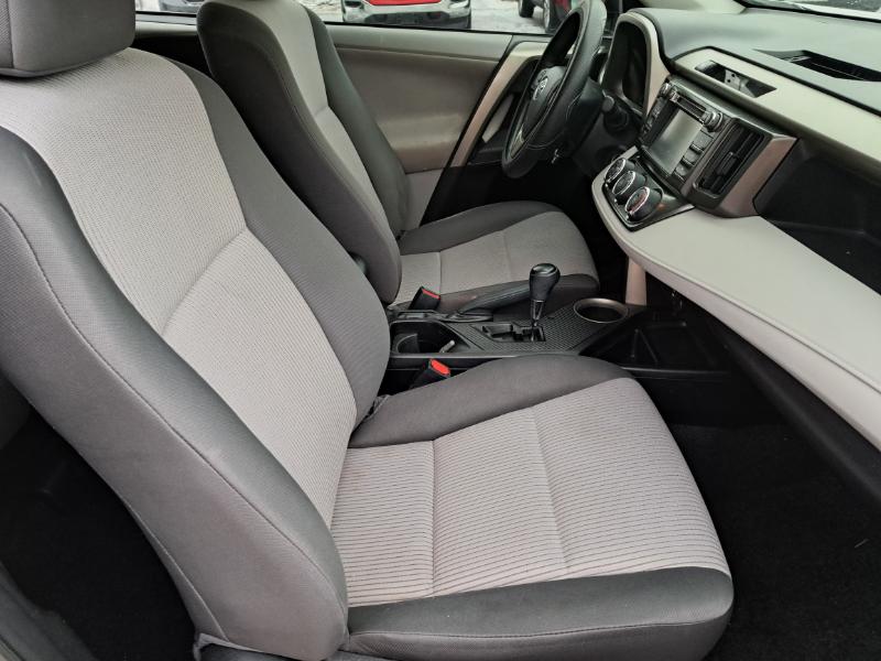 Toyota RAV4 LE AWD 2013