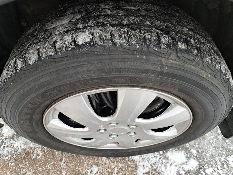 Toyota RAV4 LE AWD 2013