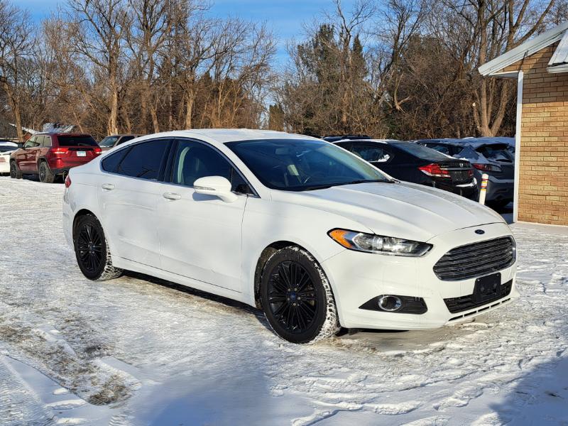 Ford Fusion SE 2016