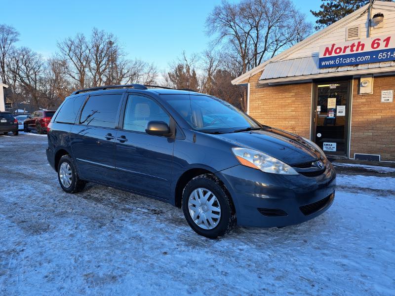 Toyota Sienna CE FWD 7-Passenger 2009