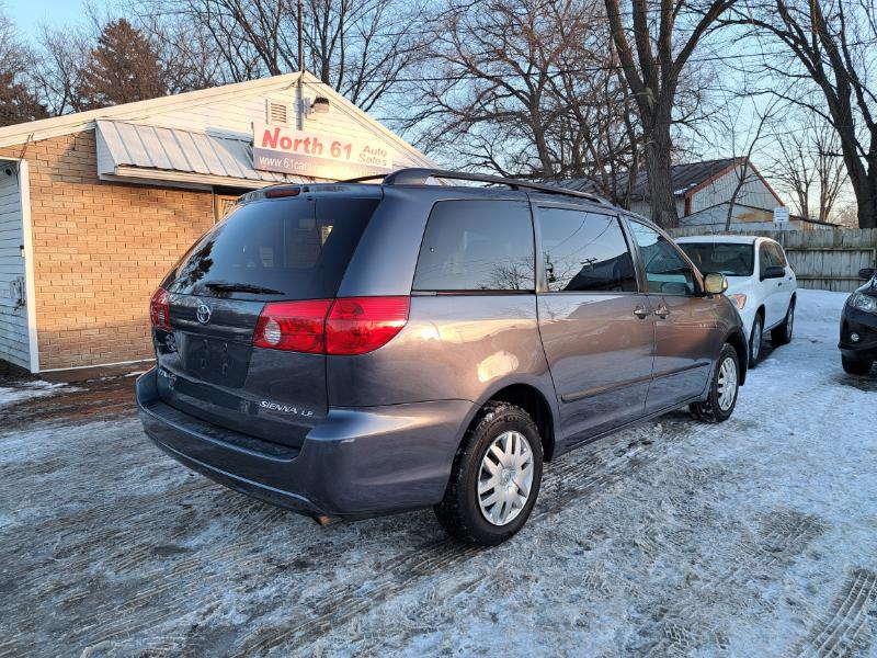 Toyota Sienna CE FWD 7-Passenger 2009