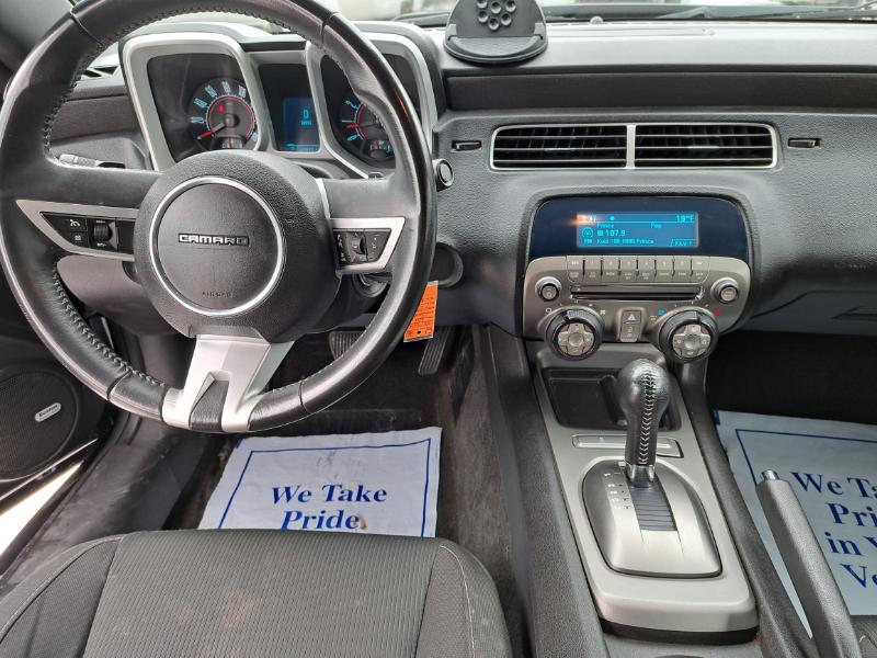 Chevrolet Camaro LT1 Coupe 2011