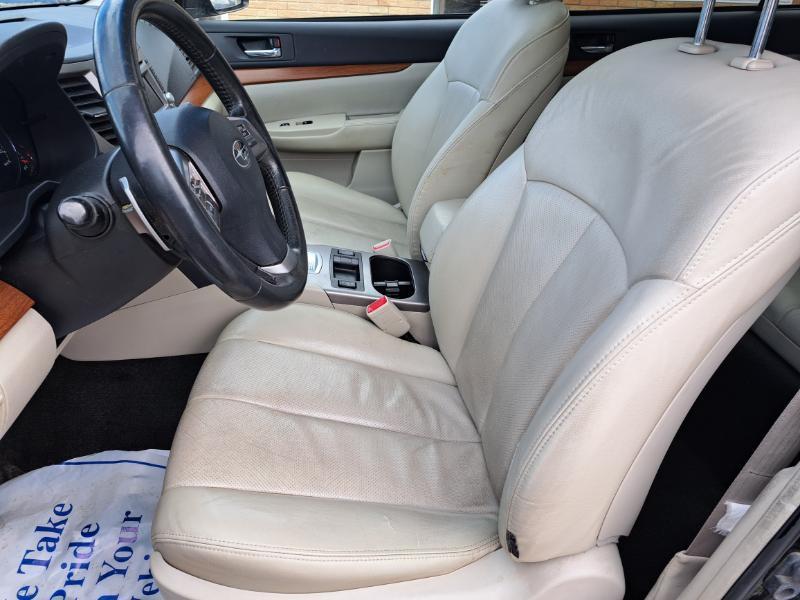 Subaru Outback 2.5i Limited 2013