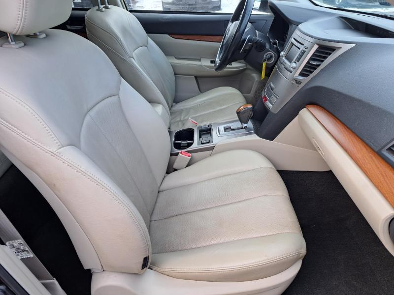 Subaru Outback 2.5i Limited 2013