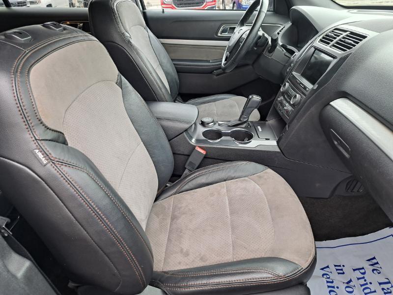 Ford Explorer XLT 4WD 2017