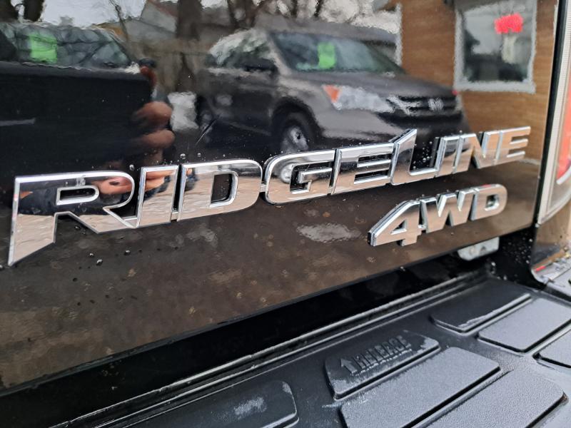 Honda Ridgeline RTL w/ Leather and Navigation 2013