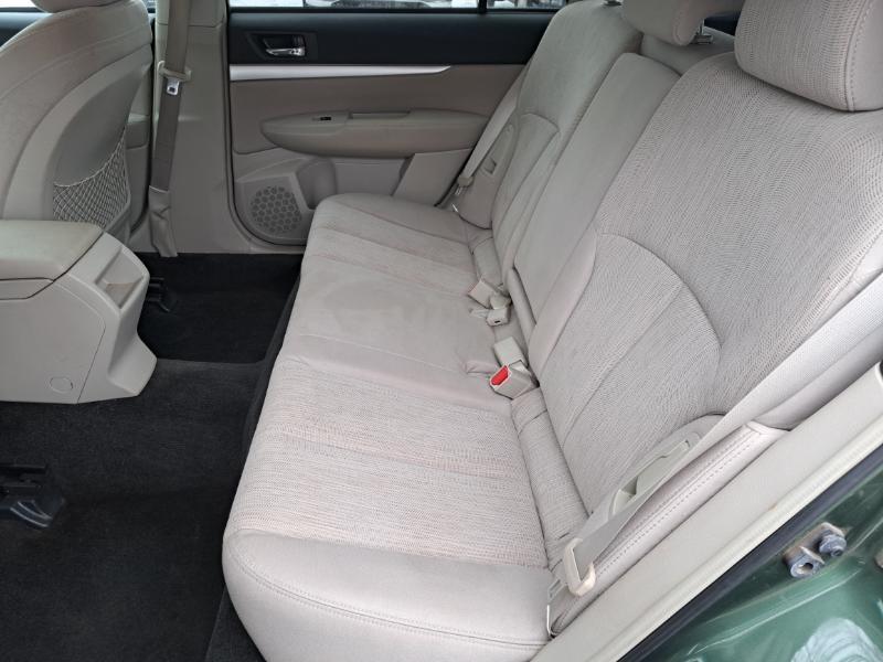 Subaru Outback 2.5i Premium 2013