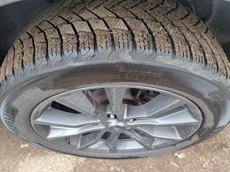 Ford Explorer XLT 4WD 2018