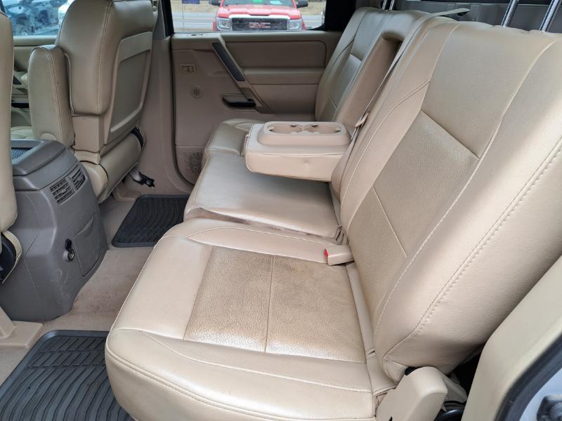 Nissan Titan LE Crew Cab 4WD SWB 2008